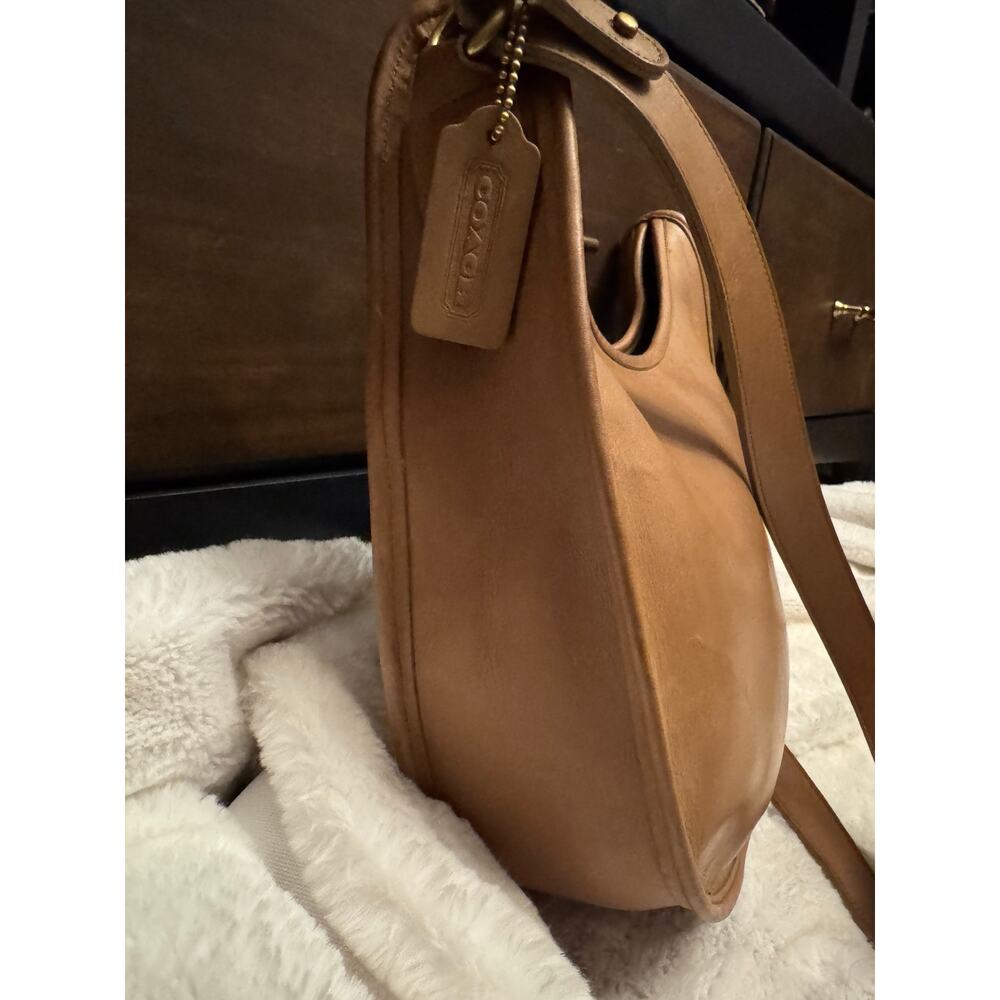 RARE Gorgeous Coach Vintage Beckett in Putty Natural Condition - Picture 9 of 11